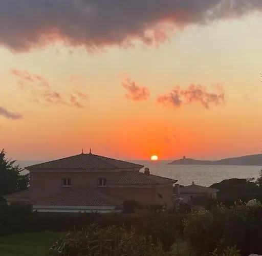 Maison Piscine A 1 Heure D'ajaccio Holiday home Cargese